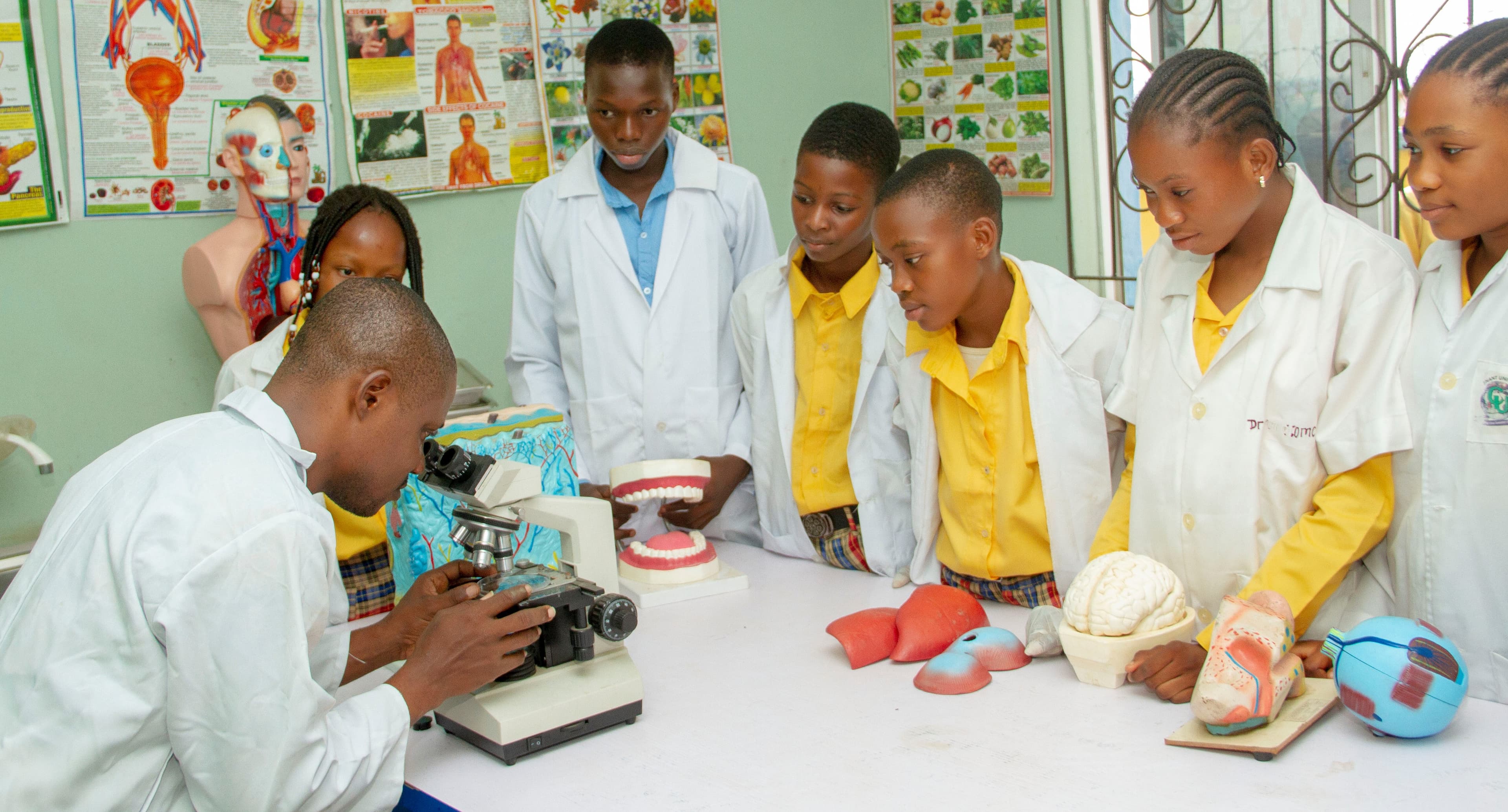 Yosola School Building Campus